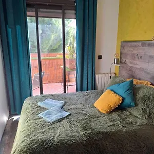  Séjour chez l'habitant Terrasse France